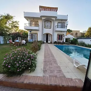 https://ali-luxury-villa.hotels-luxor-egypt.com