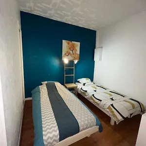 N•2 Avec Patio En Plein Coeur De La Appartement
